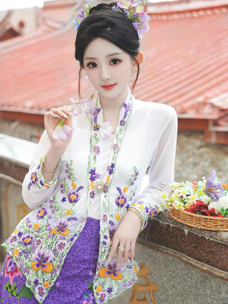 Exquisite Ethnic Women's Fashi - огляд і ціна Ethnic Fashion Photography