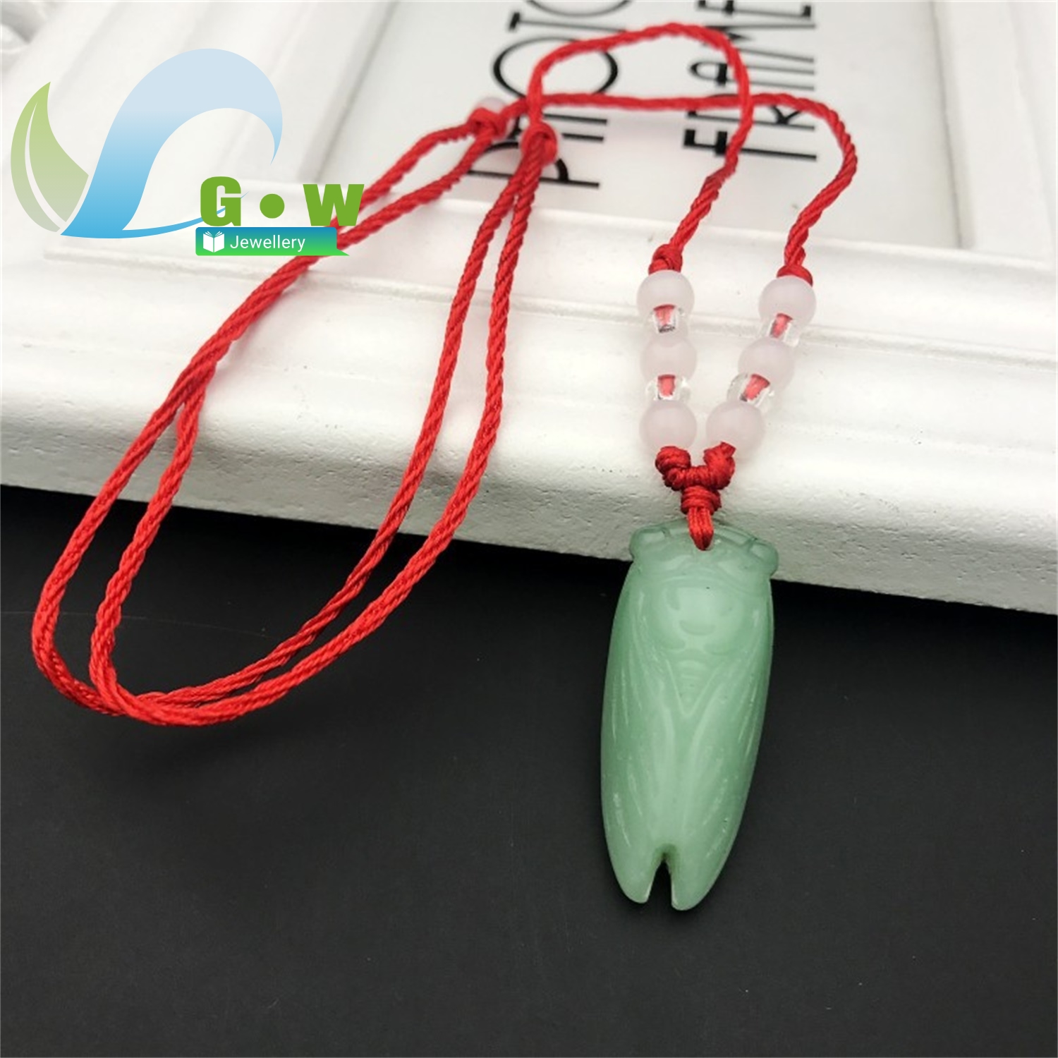 Cicada and Fox Glass Pendant N - огляд і ціна Ethnic Fashion Meaning