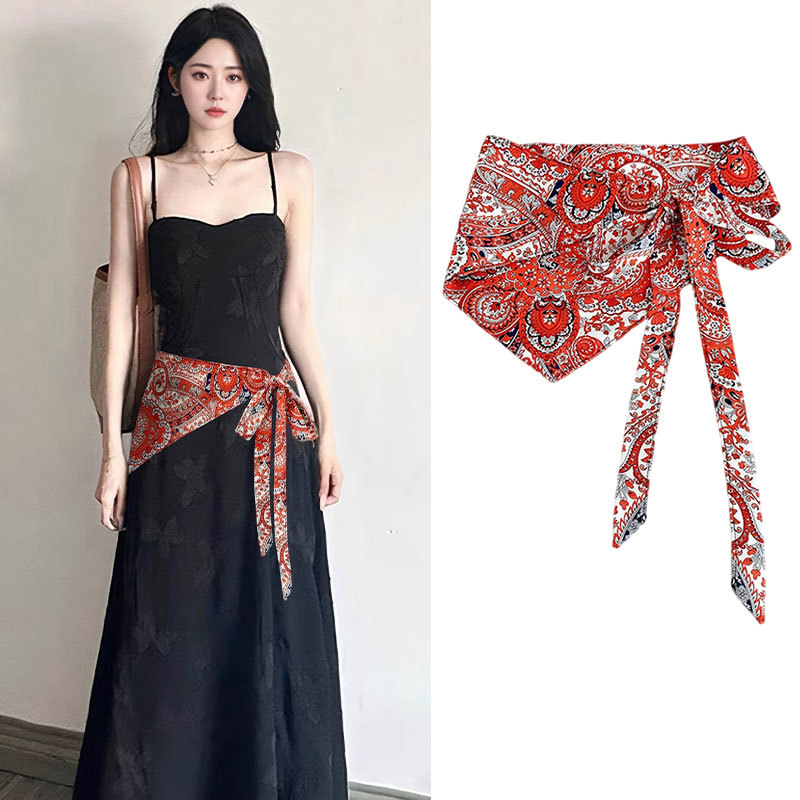 Cashew flower triangular scarf - огляд і ціна Ethnic Wear In Fashion