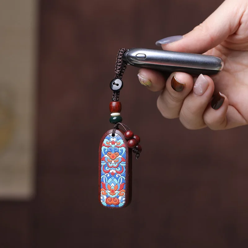 All Well Brand Keychain Natura - огляд і ціна Ethnic Fashion Meaning
