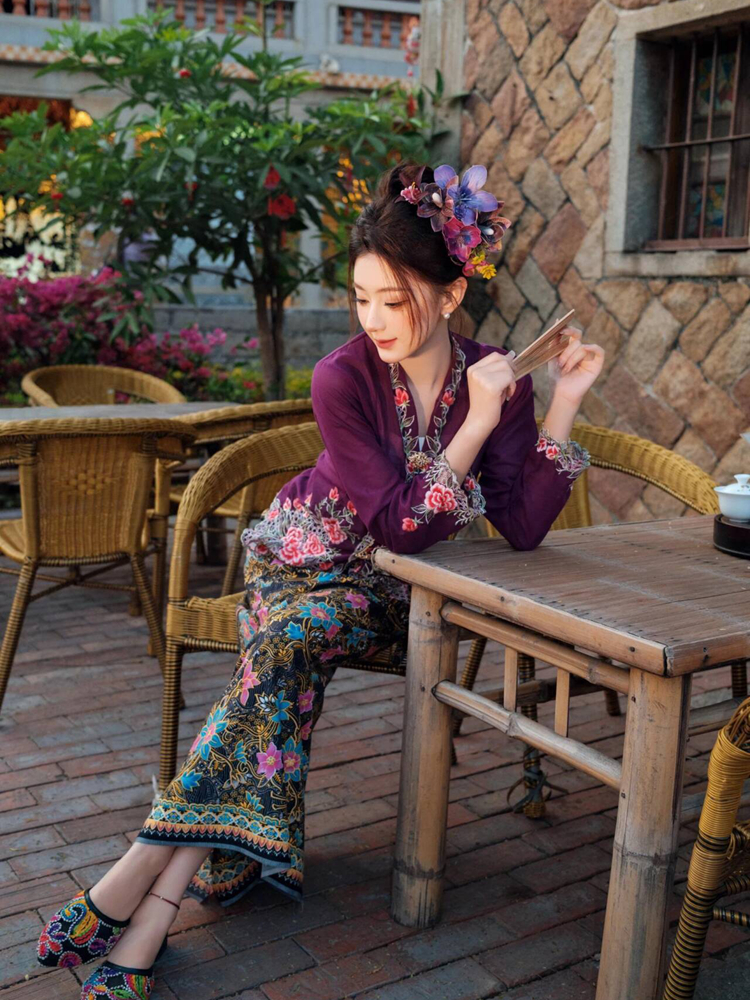 New Ethnic Style Women's Fashi - огляд і ціна Ethnic Fashion Photography