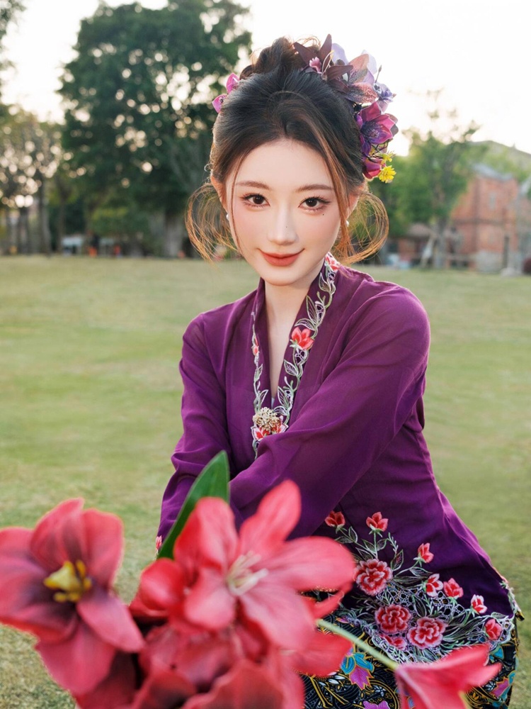 New Ethnic Style Women's Fashi - огляд і ціна Ethnic Fashion Photography
