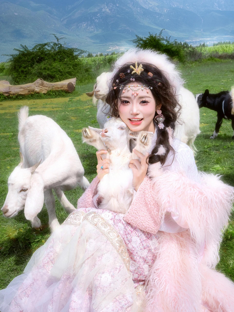 Yunnan Tibetan Costume Lijiang - огляд і ціна Ethnic Fashion Photography
